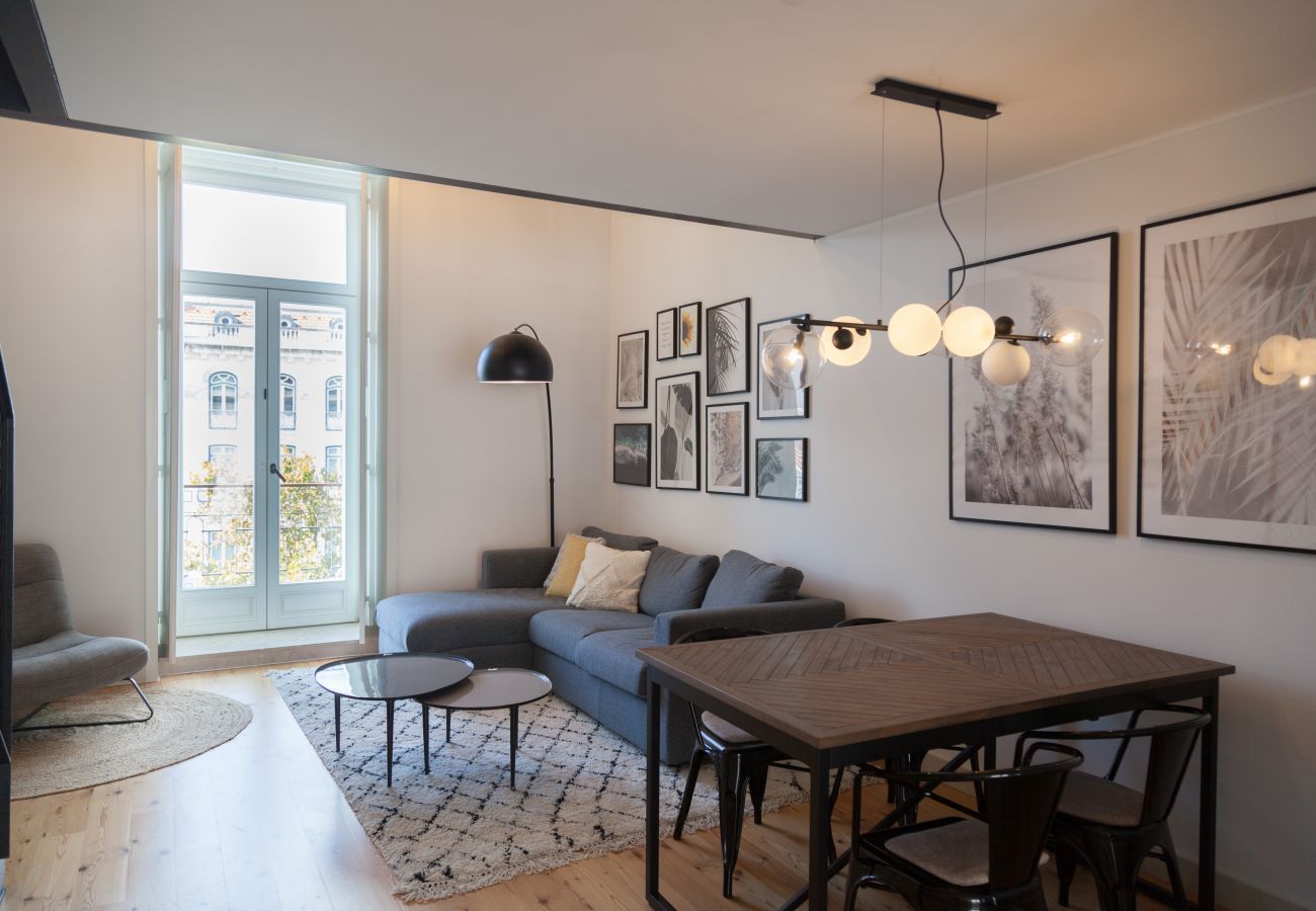 Apartment in Lisbon - Intendente Modern Mezzanine with Balcony