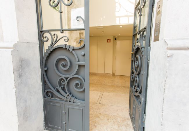 Apartment in Lisbon - Duque Loulé Natural Flat with Pool Apartment in Lisbon - Duque Loulé Natural Flat with Pool