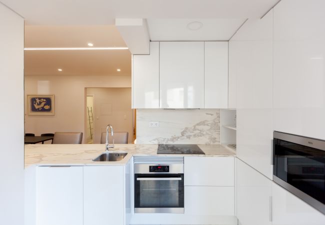 Apartment in Lisbon - Gulbenkian Apartment with Balcony Apartment in Lisbon - Gulbenkian Apartment with Balcony