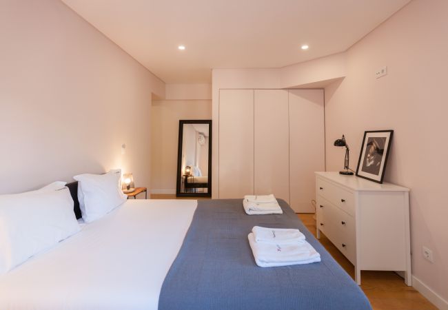 Apartment in Lisbon - Gulbenkian Apartment with Balcony Apartment in Lisbon - Gulbenkian Apartment with Balcony