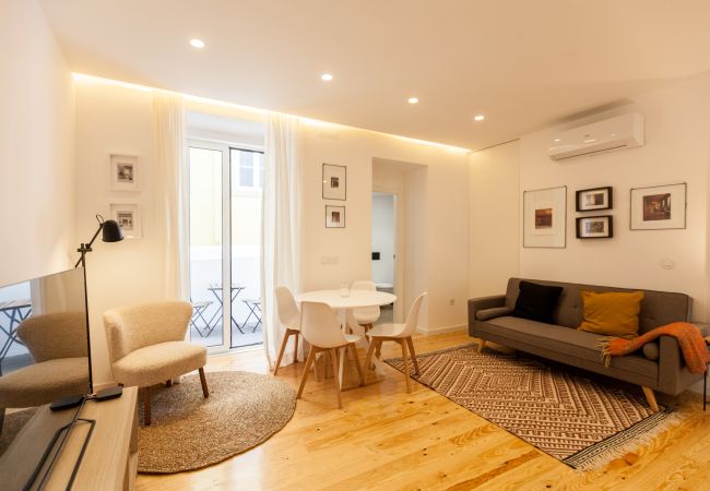 Apartment in Lisboa - Alcântara Elegant Charm with Balcony Apartment in Lisboa - Alcântara Elegant Charm with Balcony