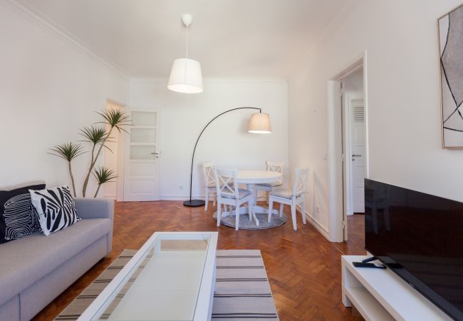 Apartment in Lisbon - Sete Rios Homey Apartment IV