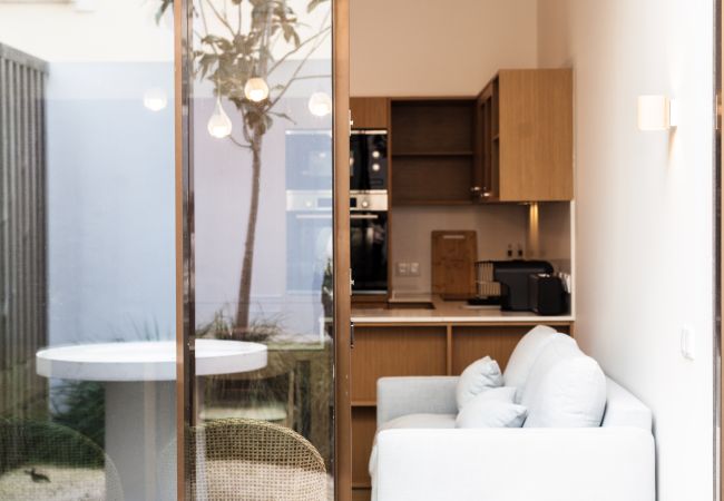 Studio in Lisbon - Alcântara Terrace Studio Studio in Lisbon - Alcântara Terrace Studio