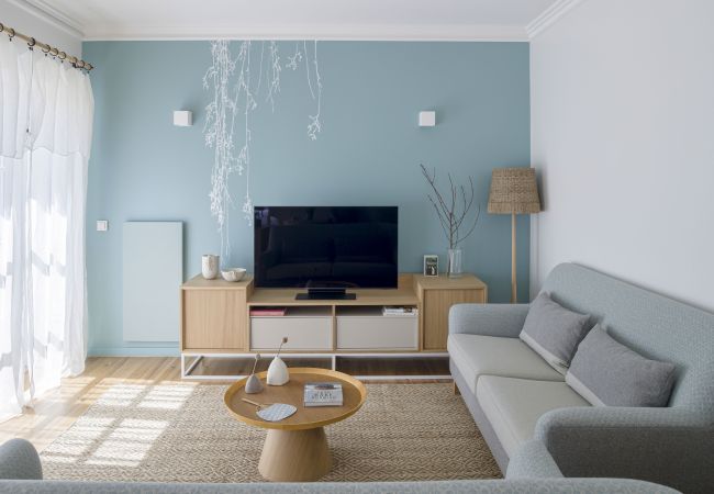 Apartment in Lisbon - Lapa Fresh & Chic Apartment 