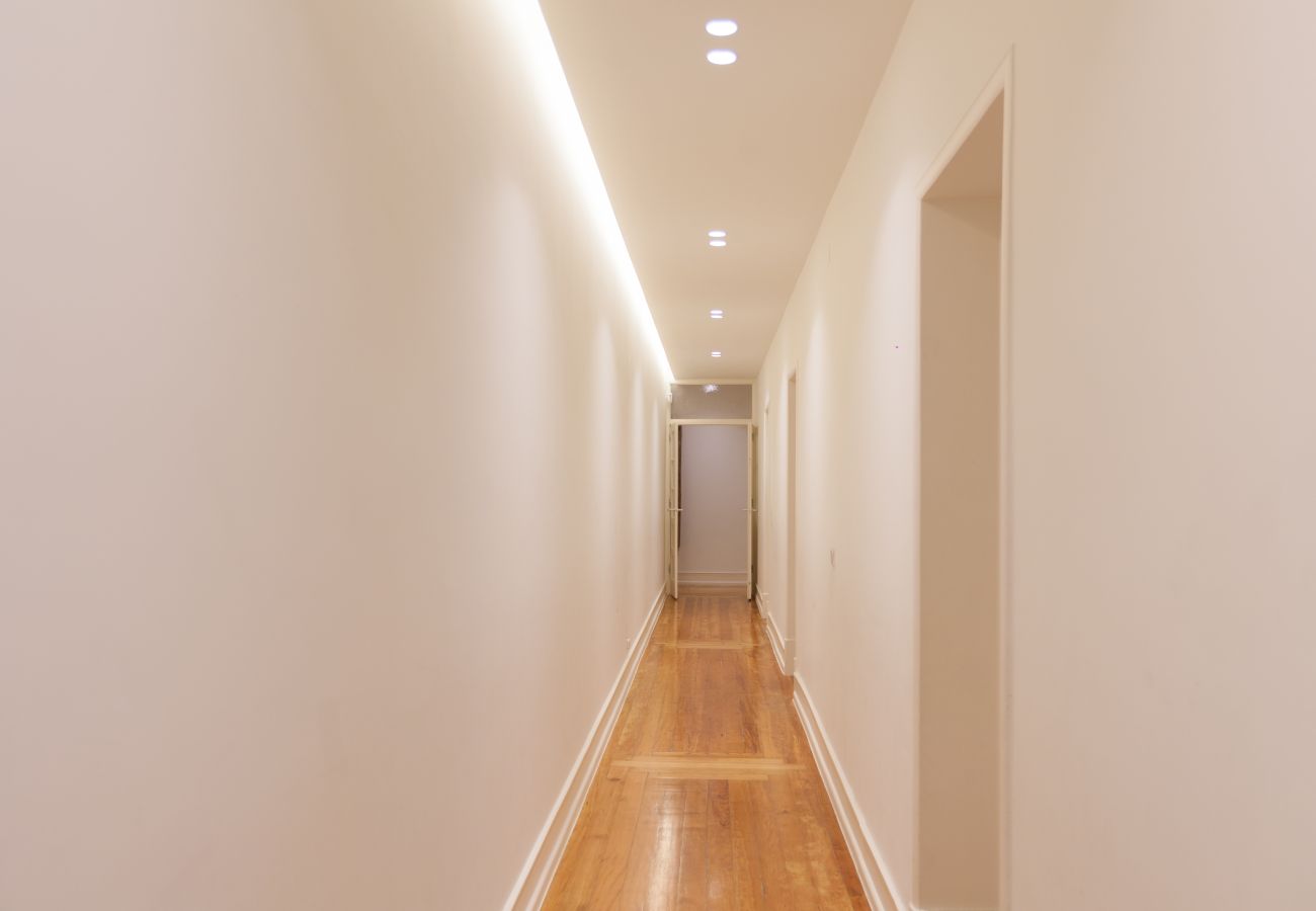 Apartment in Lisbon - Campo Pequeno Classic Charm with Garden Apartment in Lisbon - Campo Pequeno Classic Charm with Garden