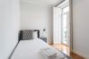 Apartamento em Lisboa - Graça Duplex with Balcony