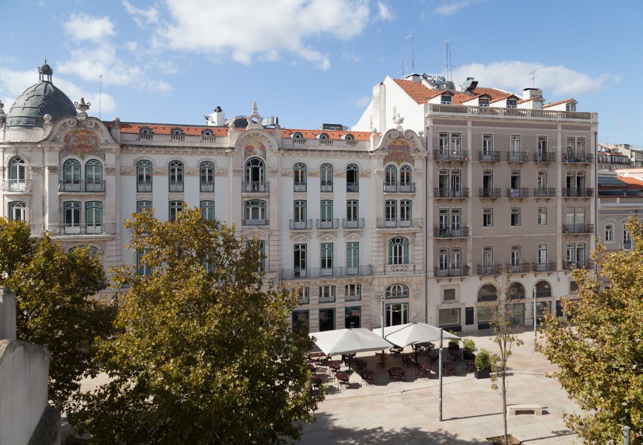 Apartamento em Lisboa - Intendente Modern Mezzanine with Balcony Apartamento em Lisboa - Intendente Modern Mezzanine with Balcony