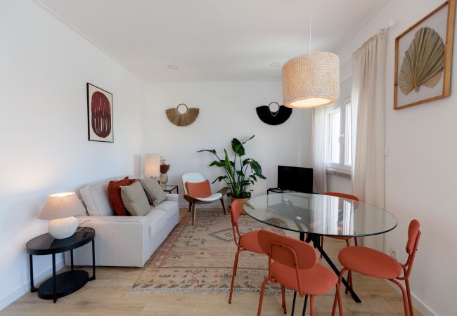 Apartamento em Lisboa - Alcântara Comfy Flat with Balcony