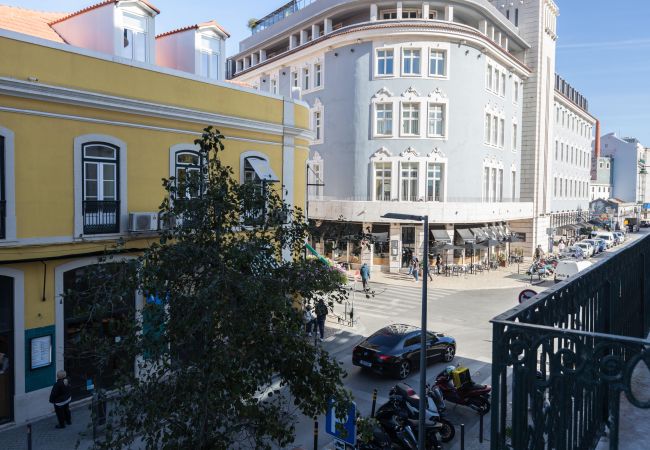 Apartamento em Lisboa - Cais Sodré Chic Urban Flat with Balcony Apartamento em Lisboa - Cais Sodré Chic Urban Flat with Balcony