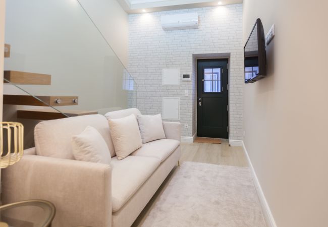 Apartamento em Lisboa - Campo Ourique Chic Mezzanine Apartamento em Lisboa - Campo Ourique Chic Mezzanine