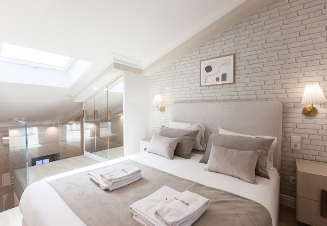 Apartamento em Lisboa - Campo Ourique Chic Mezzanine Apartamento em Lisboa - Campo Ourique Chic Mezzanine