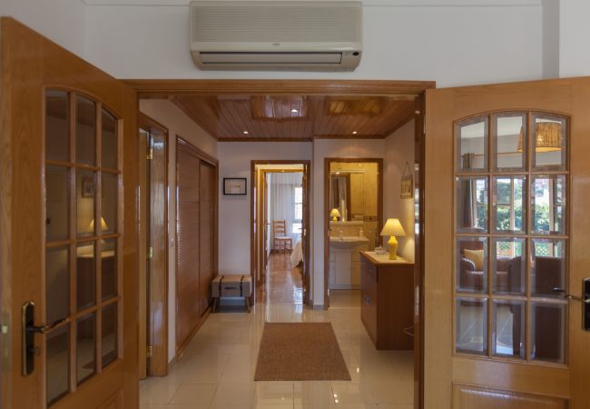 Apartamento em Parede - Parede Family Flat with Balcony Apartamento em Parede - Parede Family Flat with Balcony