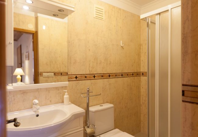 Apartamento em Parede - Parede Family Flat with Balcony Apartamento em Parede - Parede Family Flat with Balcony