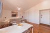 Apartamento em Lisboa - S. Bento Minimalist Luminous Flat Apartamento em Lisboa - S. Bento Minimalist Luminous Flat