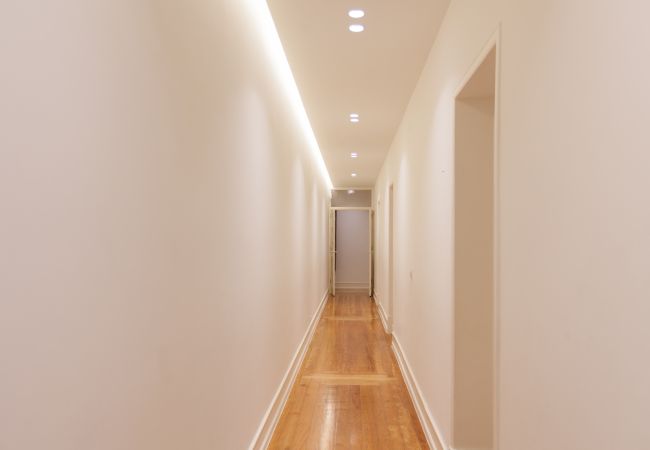 Apartamento em Lisboa - Campo Pequeno Classic Charm with Garden Apartamento em Lisboa - Campo Pequeno Classic Charm with Garden