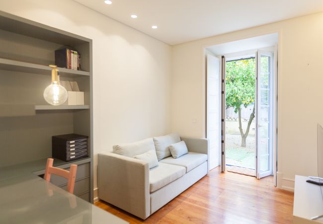 Apartamento em Lisboa - Campo Pequeno Classic Charm with Garden Apartamento em Lisboa - Campo Pequeno Classic Charm with Garden