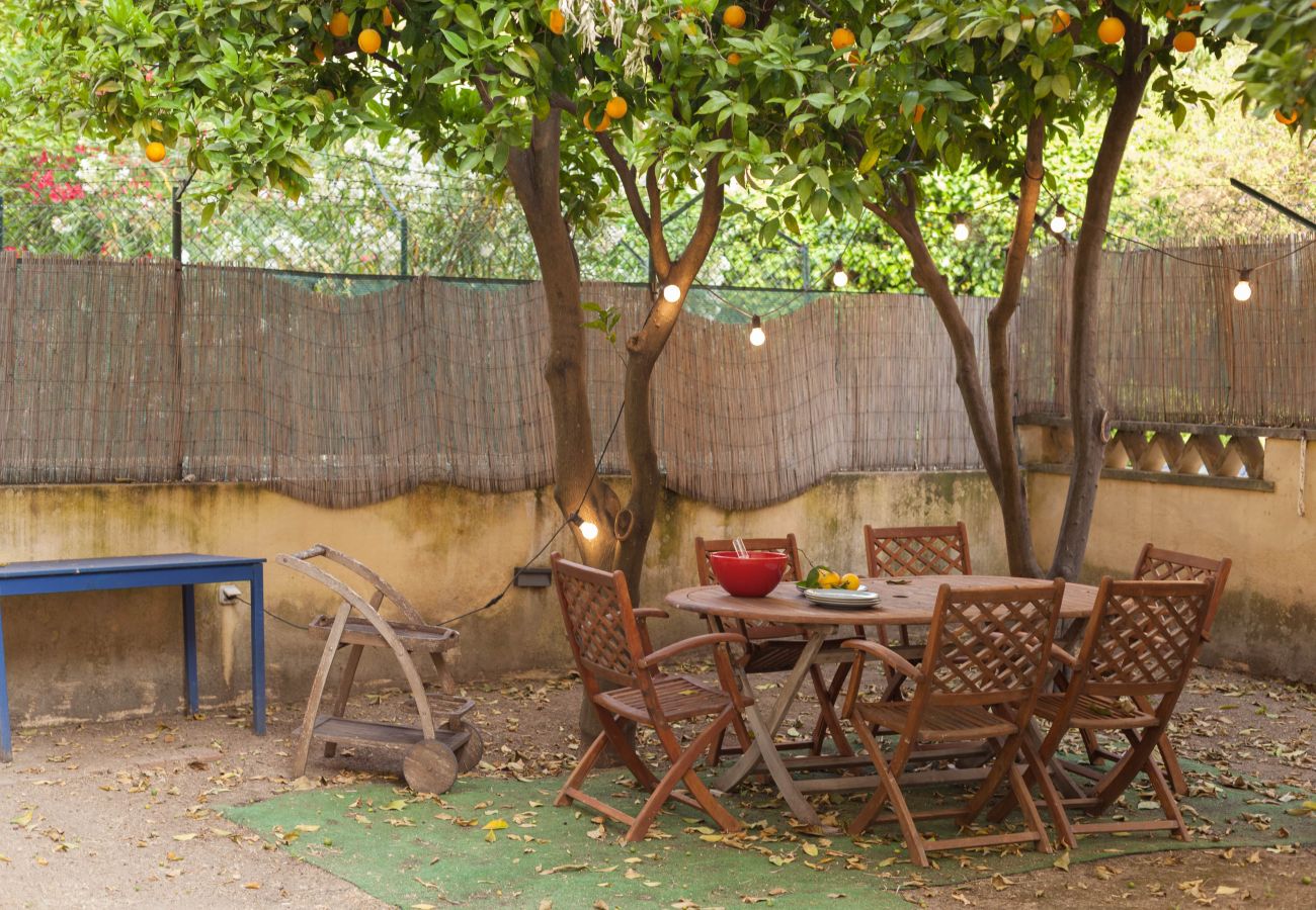 Apartamento em Lisboa - Campo Pequeno Classic Charm with Garden Apartamento em Lisboa - Campo Pequeno Classic Charm with Garden