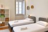 Apartamento em Lisboa - Campo Pequeno Classic Charm with Garden