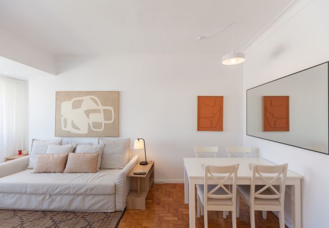 Apartamento em Lisboa - Campo Ourique Sunny Retreat Apartamento em Lisboa - Campo Ourique Sunny Retreat