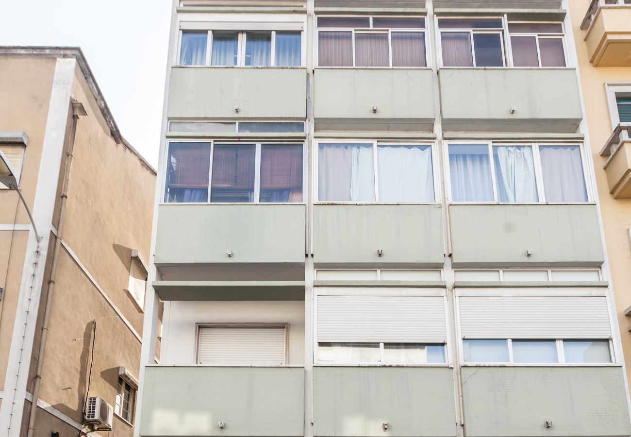 Apartamento em Lisboa - Campo Ourique Sunny Retreat Apartamento em Lisboa - Campo Ourique Sunny Retreat
