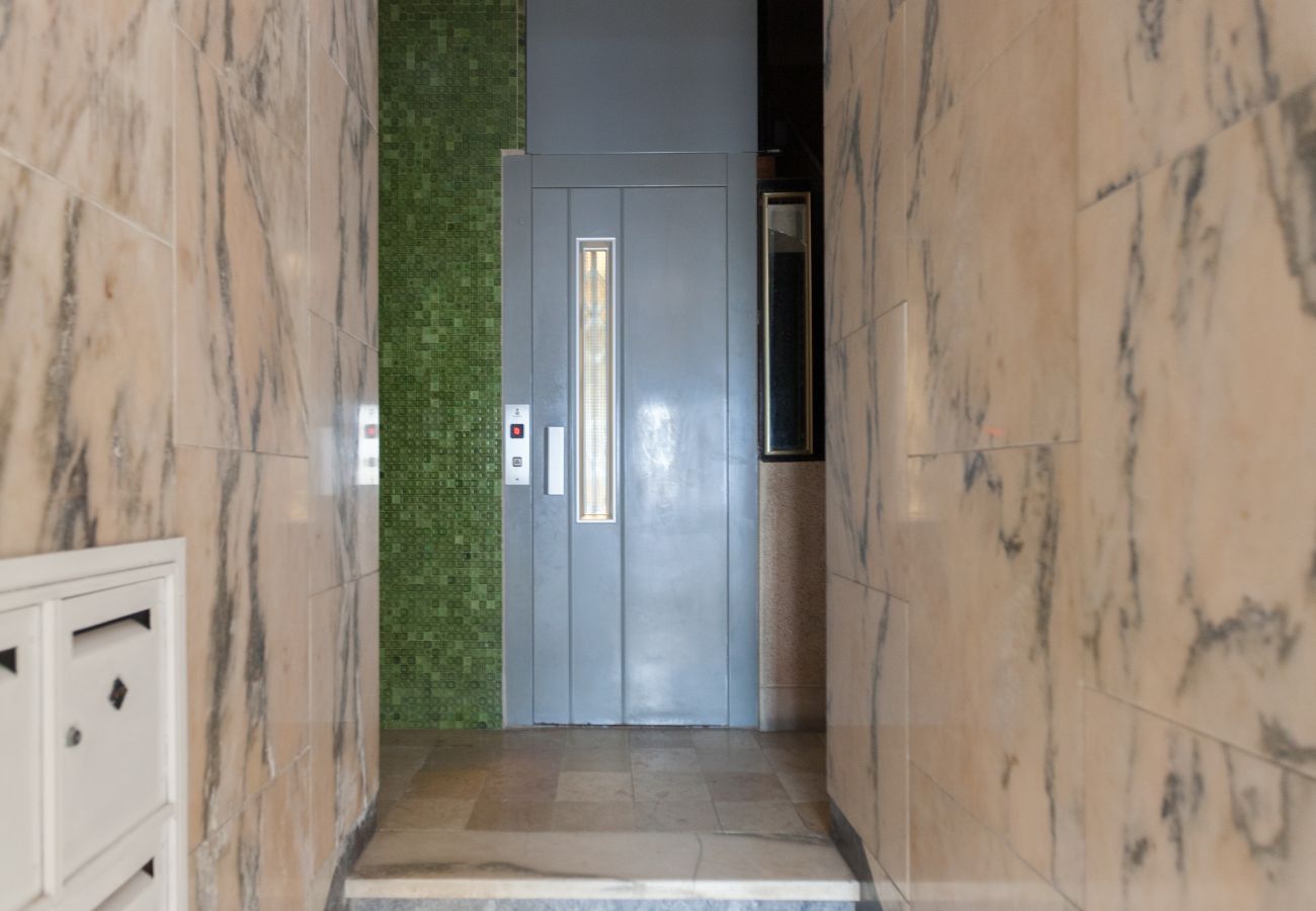 Apartamento em Lisboa - Campo Ourique Sunny Retreat Apartamento em Lisboa - Campo Ourique Sunny Retreat