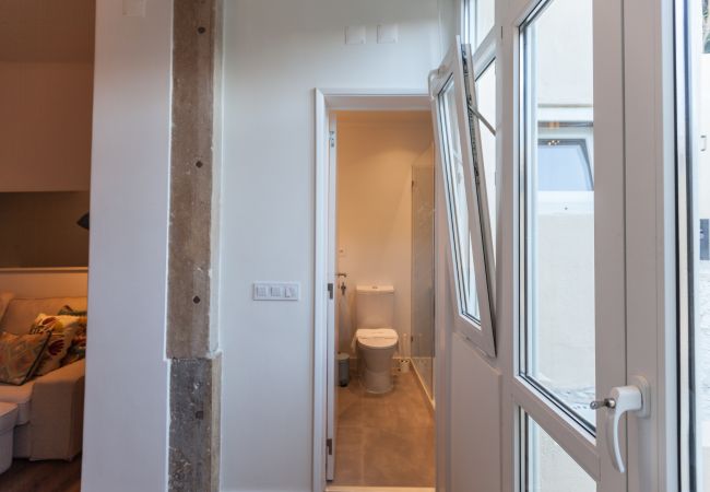 Apartamento em Lisboa - FLH Graça Charming Duplex with Small Pool Apartamento em Lisboa - FLH Graça Charming Duplex with Small Pool