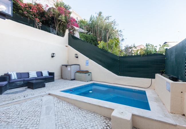 Apartamento em Lisboa - FLH Graça Charming Duplex with Small Pool Apartamento em Lisboa - FLH Graça Charming Duplex with Small Pool