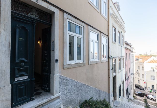 Apartamento em Lisboa - FLH Graça Charming Duplex with Small Pool Apartamento em Lisboa - FLH Graça Charming Duplex with Small Pool