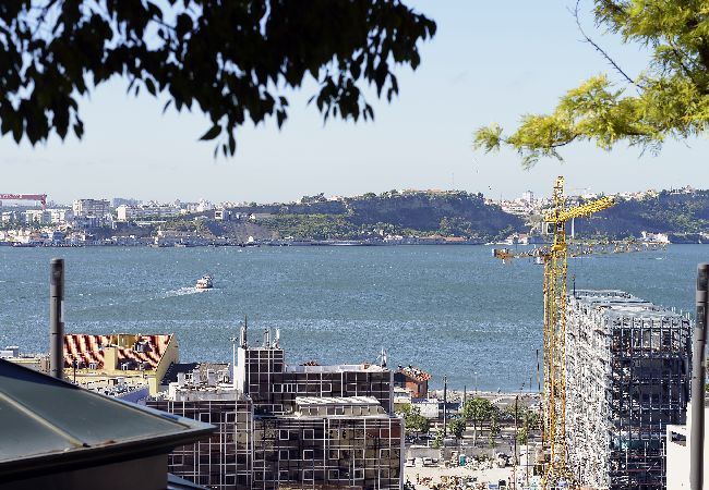 Apartamento em Lisboa - FLH Santa Catarina River View Apartamento em Lisboa - FLH Santa Catarina River View