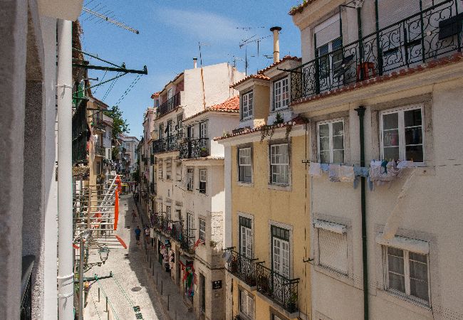 Apartamento em Lisboa - FLH Alfama Bright Apartment Apartamento em Lisboa - FLH Alfama Bright Apartment