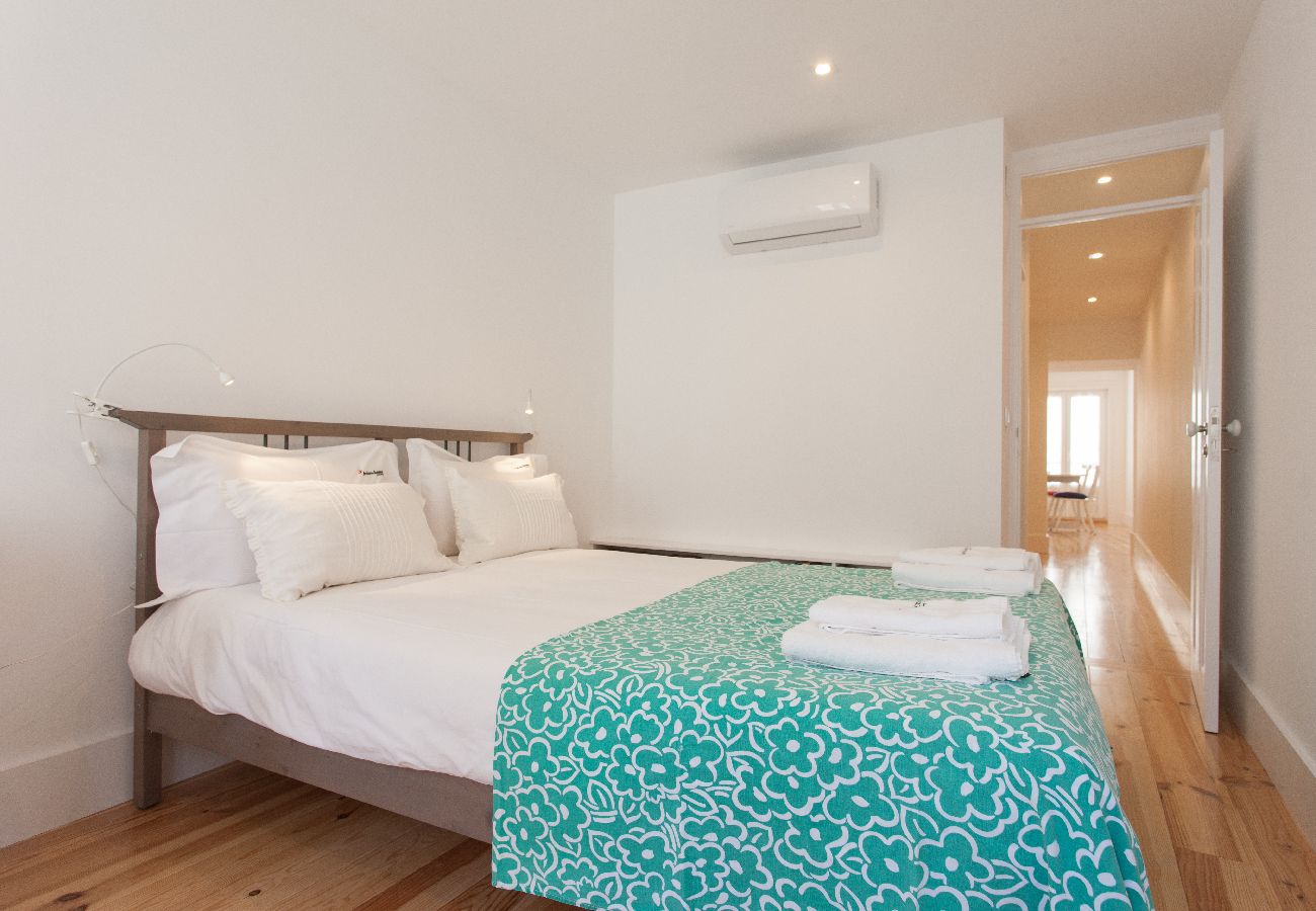 Apartamento em Lisboa - FLH Alfama Bright Apartment Apartamento em Lisboa - FLH Alfama Bright Apartment