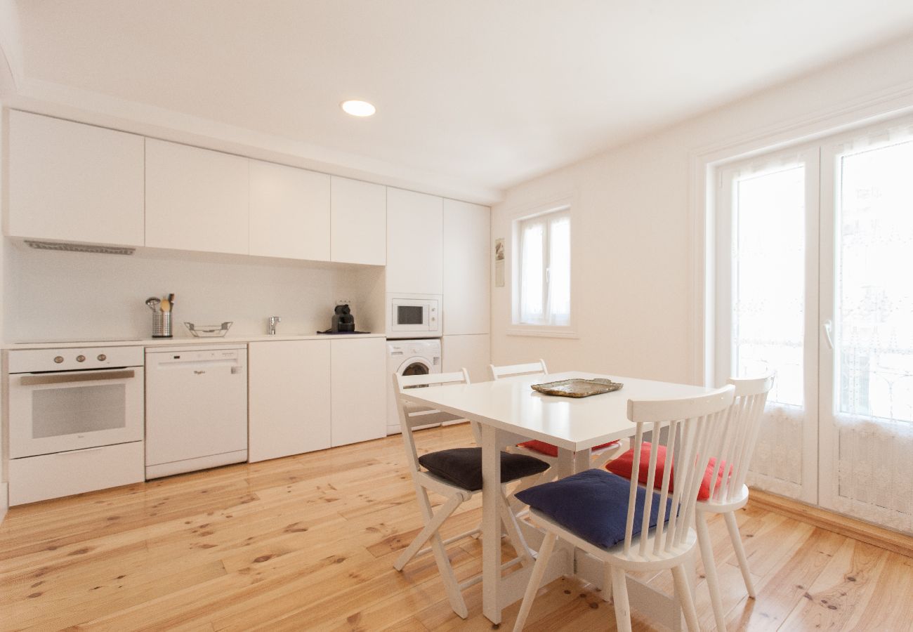 Apartamento em Lisboa - FLH Alfama Bright Apartment Apartamento em Lisboa - FLH Alfama Bright Apartment