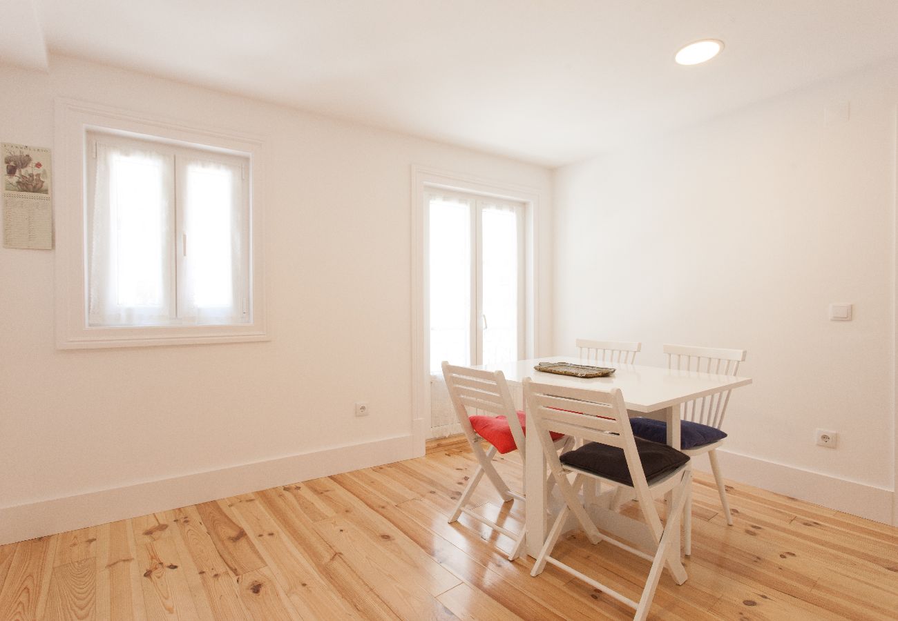 Apartamento em Lisboa - FLH Alfama Bright Apartment Apartamento em Lisboa - FLH Alfama Bright Apartment
