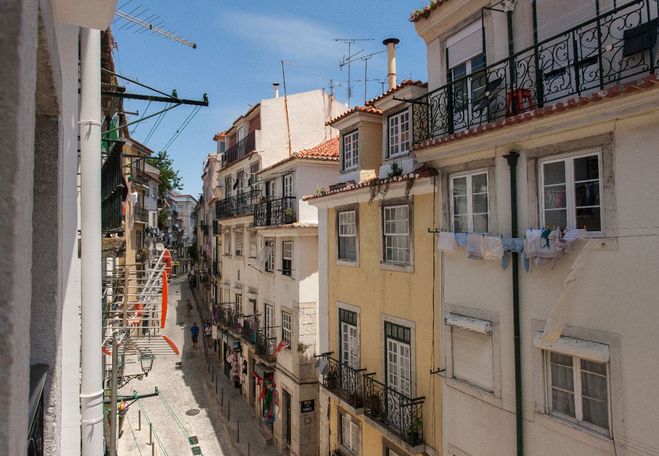 Apartamento em Lisboa - FLH Alfama Bright Apartment Apartamento em Lisboa - FLH Alfama Bright Apartment