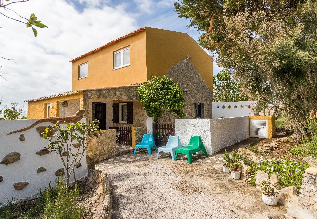 Casa em São João das Lampas - FLH Garden House near Ericeira III Casa em São João das Lampas - FLH Garden House near Ericeira III