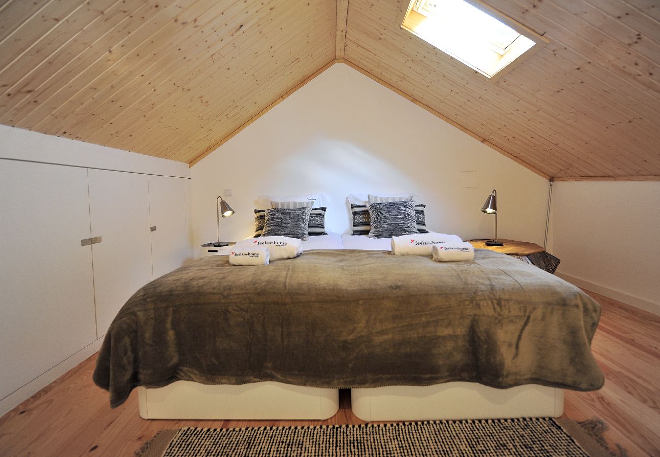 Apartamento em Vila Nova de Gaia - FLH Oporto Wine Cellars Luxury Apartment II Apartamento em Vila Nova de Gaia - FLH Oporto Wine Cellars Luxury Apartment II