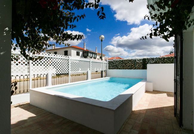 Casa em Altura - FLH Altura Family House with Pool