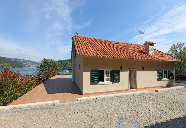 Apartamento em São Martinho de Sardoura - FLH Douro Family House Apartamento em São Martinho de Sardoura - FLH Douro Family House