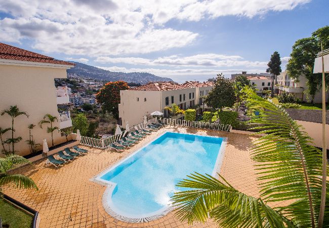 Apartamento em Funchal - FLH Funchal Modern Apartment with Pool Apartamento em Funchal - FLH Funchal Modern Apartment with Pool