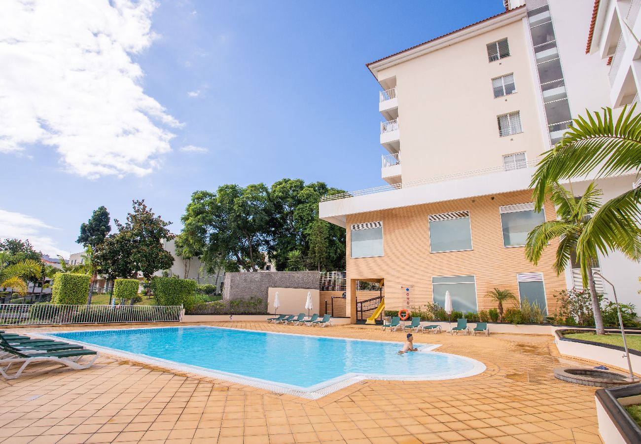 Apartamento em Funchal - FLH Funchal Modern Apartment with Pool Apartamento em Funchal - FLH Funchal Modern Apartment with Pool