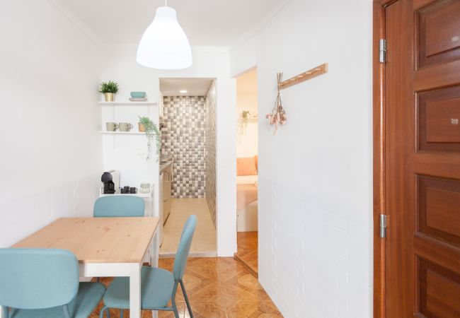 Apartamento em Lisboa - FLH Cosy Typical Alfama Apartment Apartamento em Lisboa - FLH Cosy Typical Alfama Apartment