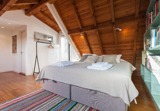 Apartamento em Lisboa - FLH Bairro Alto Loft with Sunny Terrace Apartamento em Lisboa - FLH Bairro Alto Loft with Sunny Terrace