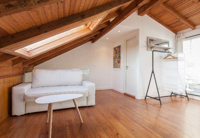 Apartamento em Lisboa - FLH Bairro Alto Loft with Sunny Terrace Apartamento em Lisboa - FLH Bairro Alto Loft with Sunny Terrace