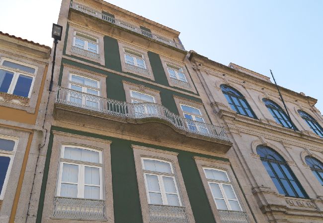 Apartamento em Porto - FLH Porto Portuguese Tiles Apartamento em Porto - FLH Porto Portuguese Tiles