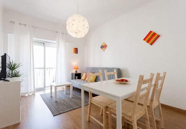 Apartamento em Lisboa - FLH Marquês Bright Apartment