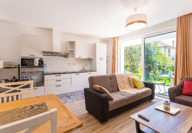 Apartamento em Funchal - FLH Quintinha Rocha – Jimmy’s Garden Apartment Apartamento em Funchal - FLH Quintinha Rocha – Jimmy’s Garden Apartment