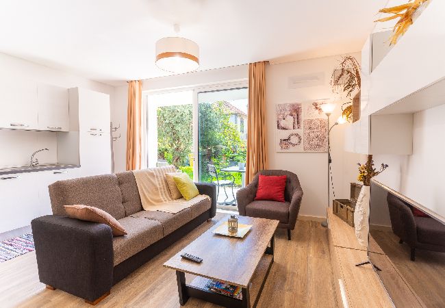 Apartamento em Funchal - FLH Quintinha Rocha – Jimmy’s Garden Apartment Apartamento em Funchal - FLH Quintinha Rocha – Jimmy’s Garden Apartment