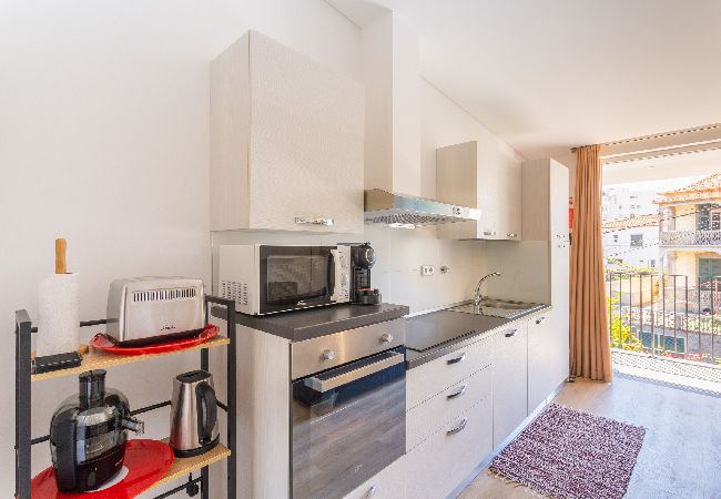 Apartamento em Funchal - FLH Quintinha Rocha – Rosemary Garden Apartment Apartamento em Funchal - FLH Quintinha Rocha – Rosemary Garden Apartment