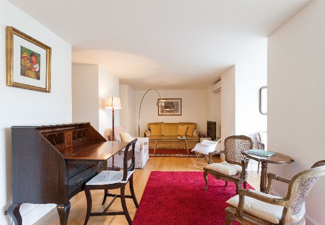 Apartamento em Lisboa - FLH Príncipe Real Apartment with Terrace and View Apartamento em Lisboa - FLH Príncipe Real Apartment with Terrace and View