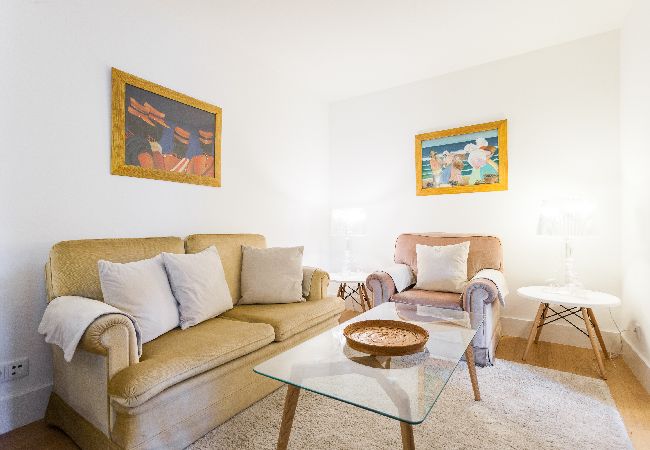 Apartamento em Lisboa - FLH Príncipe Real Apartment with Terrace and View Apartamento em Lisboa - FLH Príncipe Real Apartment with Terrace and View